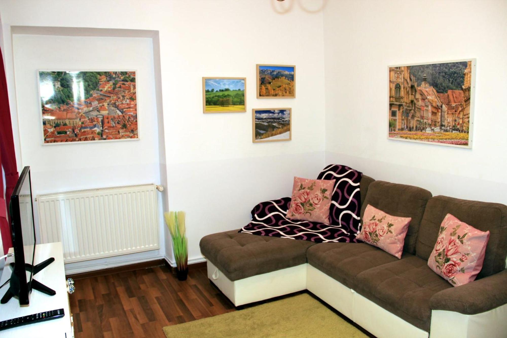 John Residence Apartment Brasov With Parking Option Екстер'єр фото