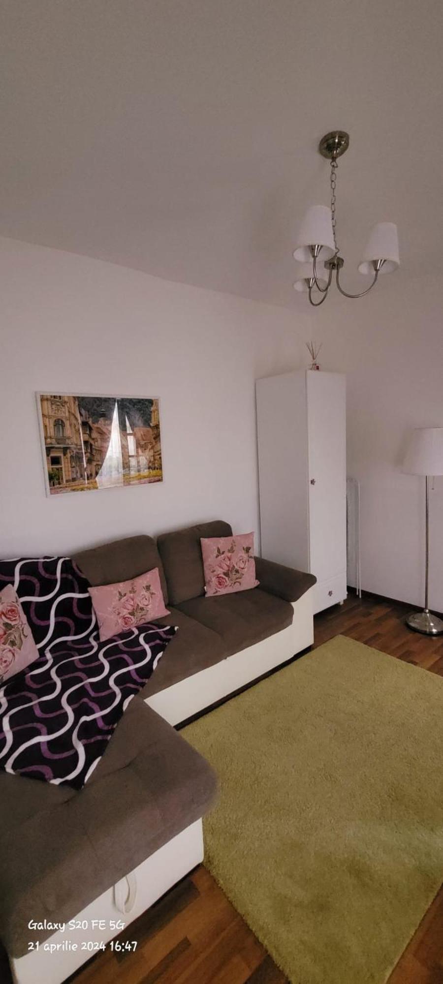 John Residence Apartment Brasov With Parking Option Екстер'єр фото