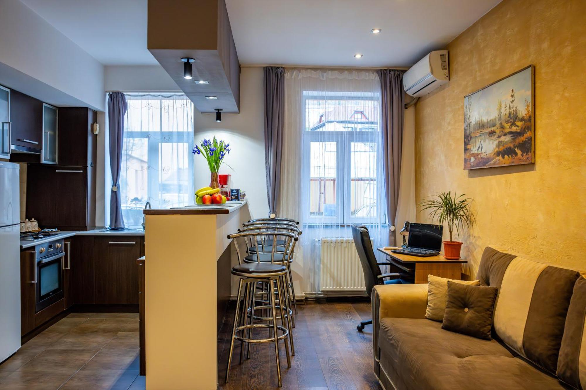 John Residence Apartment Brasov With Parking Option Екстер'єр фото